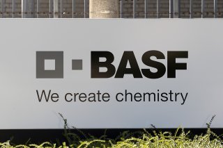 Le chimiste allemand Bayer a essuyé une perte nette d'environ 1,9 milliard d'euros au deuxième trimestre. Les chiffres rouges résultent du recul des ventes et du prix des herbicides à base de glyphosate. (archives)